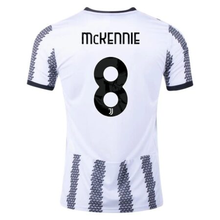22/23 Weston McKennie #8 Juventus Home Jersey