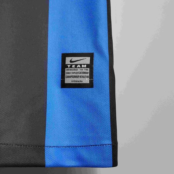 2009/2010 Retro Internazionale Milan Home Football Jersey