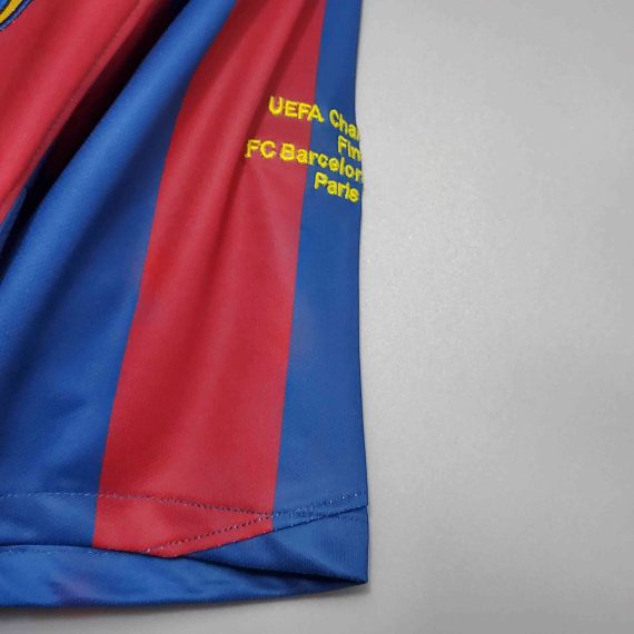 2005/2006 Retro Barcelona Home Football Shirt UEFA Champions League