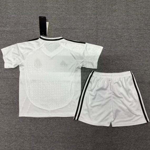 24/25 Real Madrid Home Football Shirt Kids Size Suit
