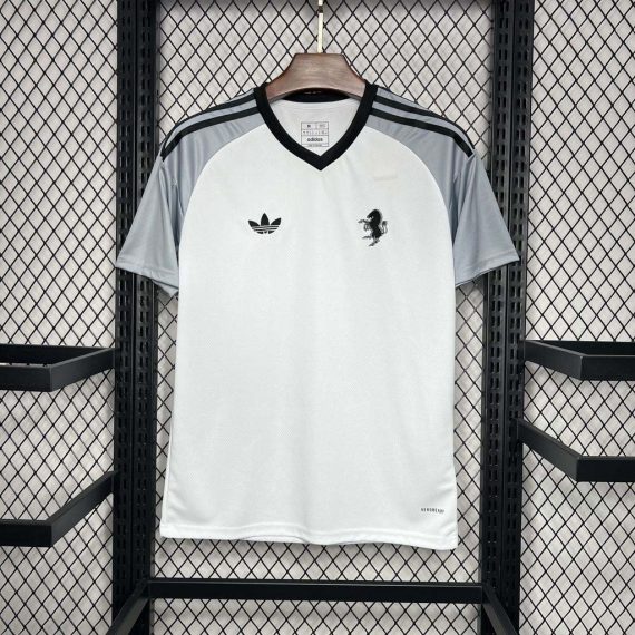 24/25 Juventus Goalkeeper Soccer Jersey
