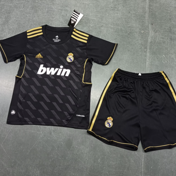 11/12 Retro Real Madrid Away Football Shirt Kids Size Suit