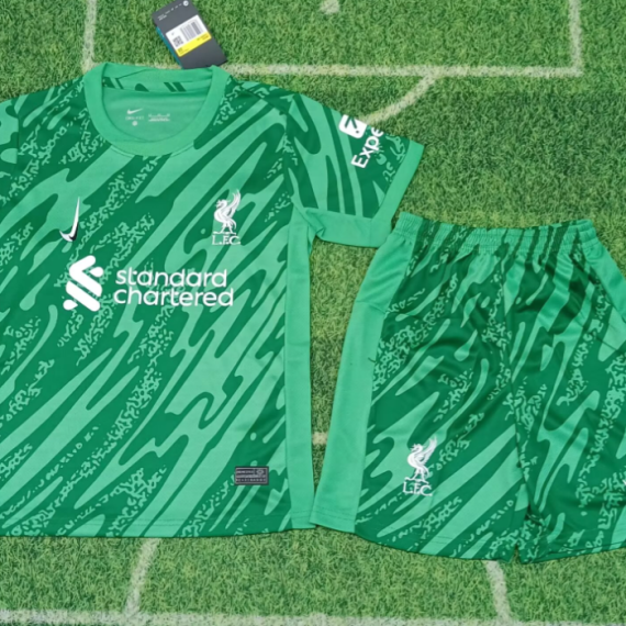24/25 Liverpool Green Goalkeeper Football Shirt Kids Size Suit