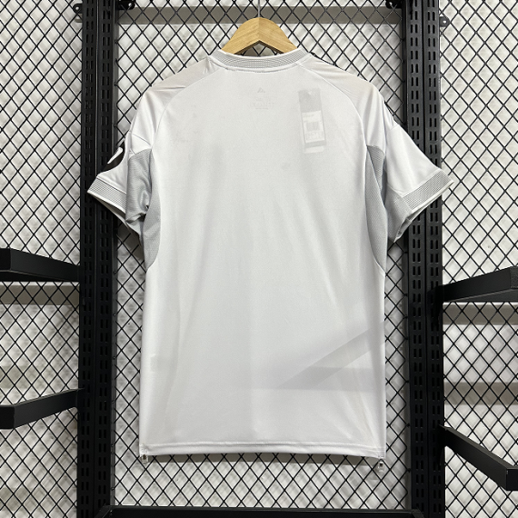 25/26 Real Madrid Home Football Shirt