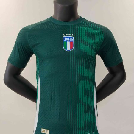24/25 Italy Green Special Edition Football Shirt