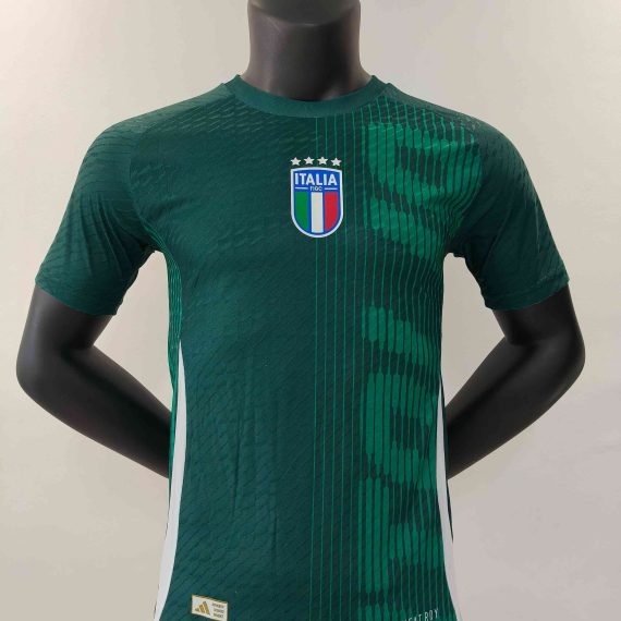 24/25 Italy Green Special Edition Football Shirt
