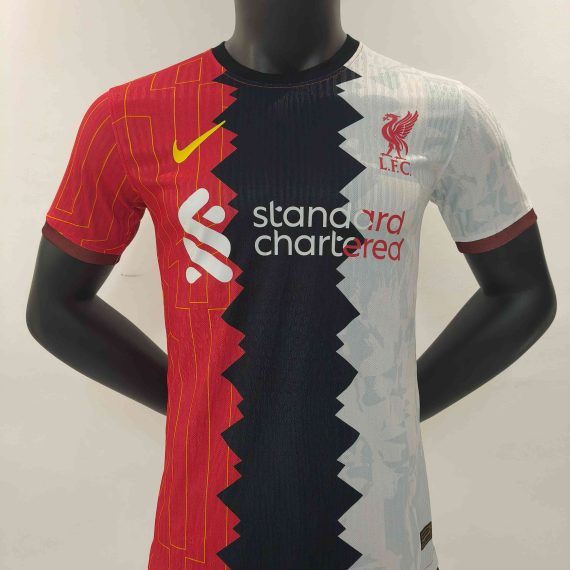 24/25 Liverpool White/Red Special Edition Football Shirt