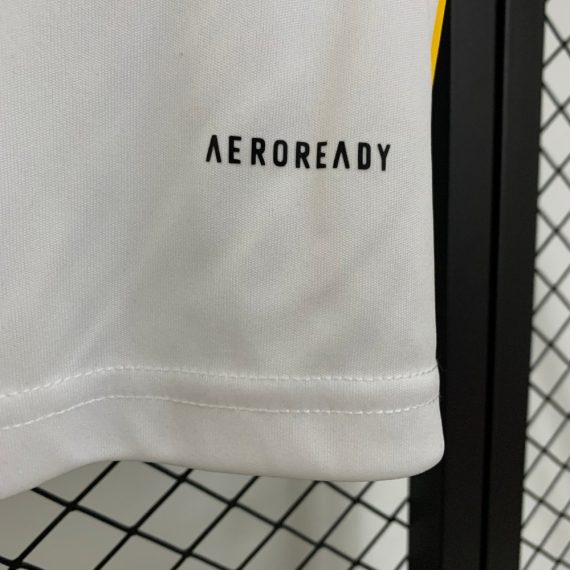 25/26 Women Real Madrid Home Football Shirt