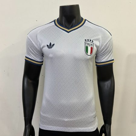 26/27 Player Version Italy Home Football Shirt