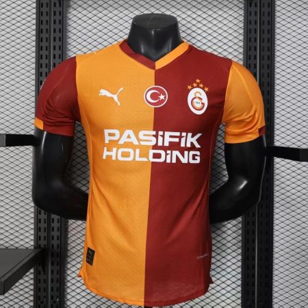 25/26 Player Version Galatasaray Home Football Shirt