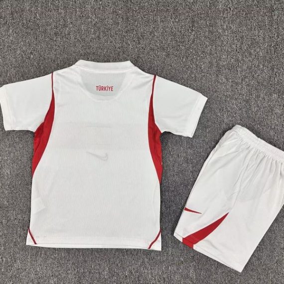26/27 Turkey Home Football Shirt Kids Size Suit