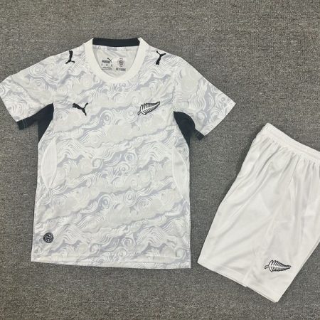 26/27 New Zealand Home Football Shirt Kids Size Suit