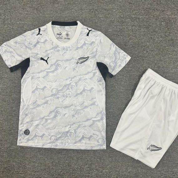 26/27 New Zealand Home Football Shirt Kids Size Suit